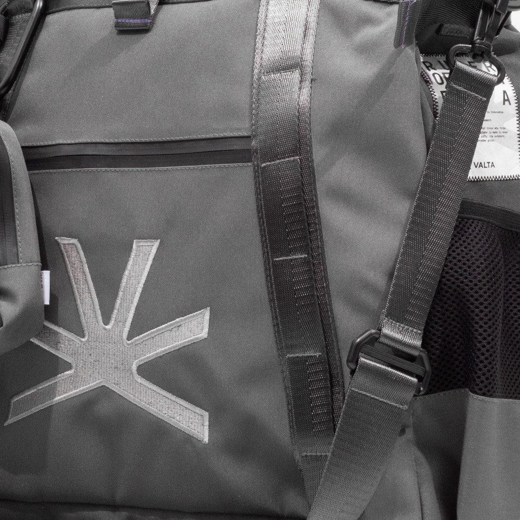 TCS 3IN1 CARRIER - STEEL GREY - Image 4